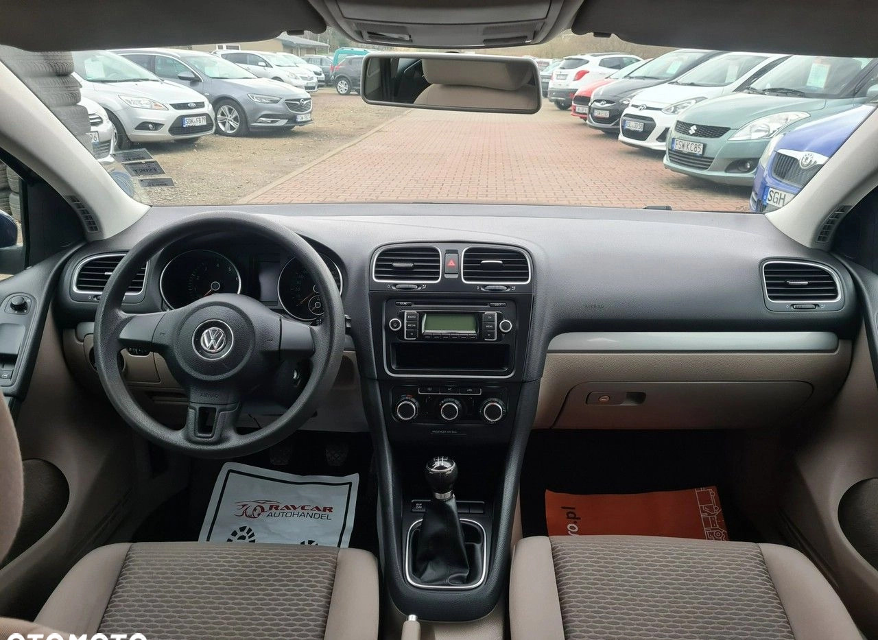 Volkswagen Golf cena 24900 przebieg: 160000, rok produkcji 2009 z Biskupiec małe 154